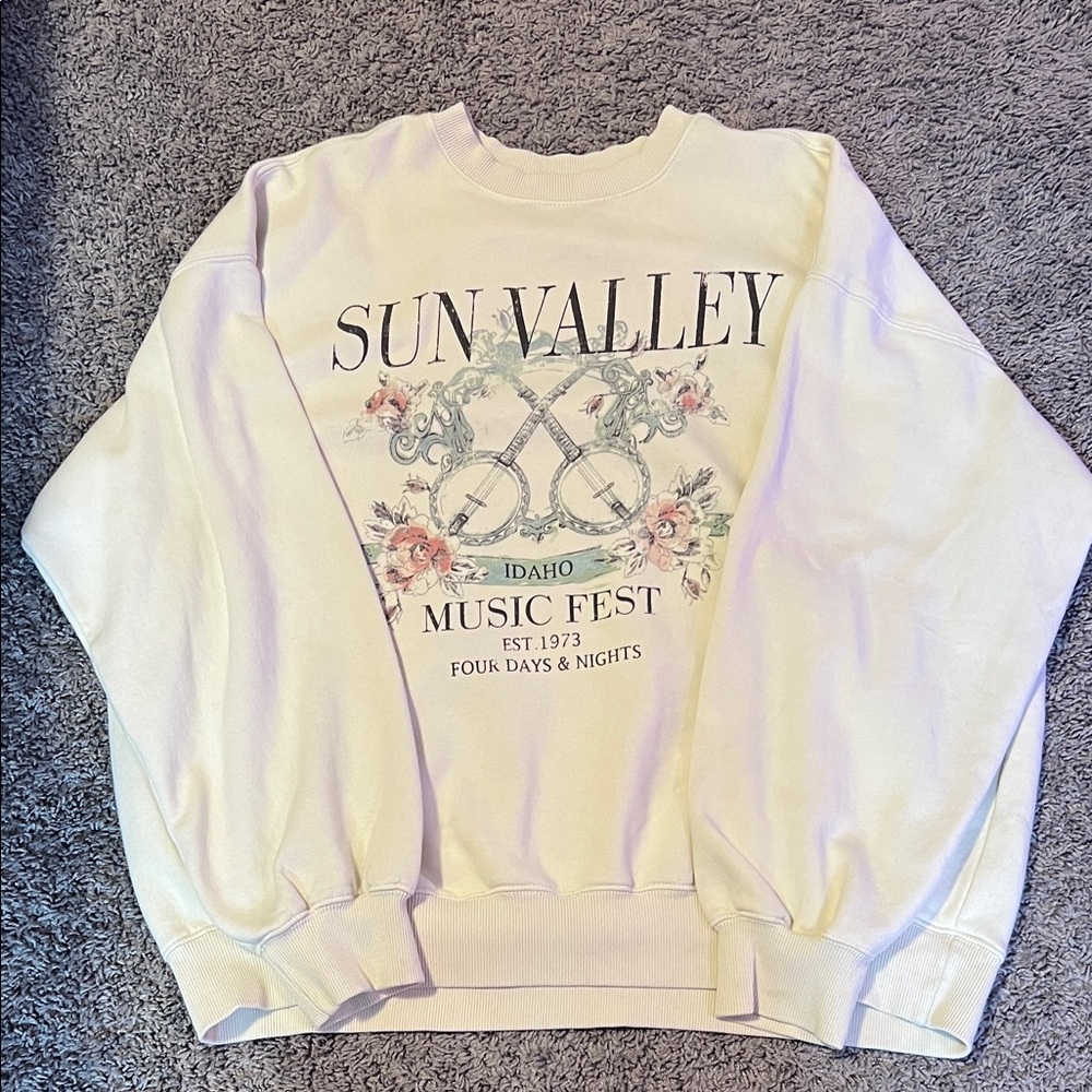 Arizona Jean Company Cream Graphic Sweater